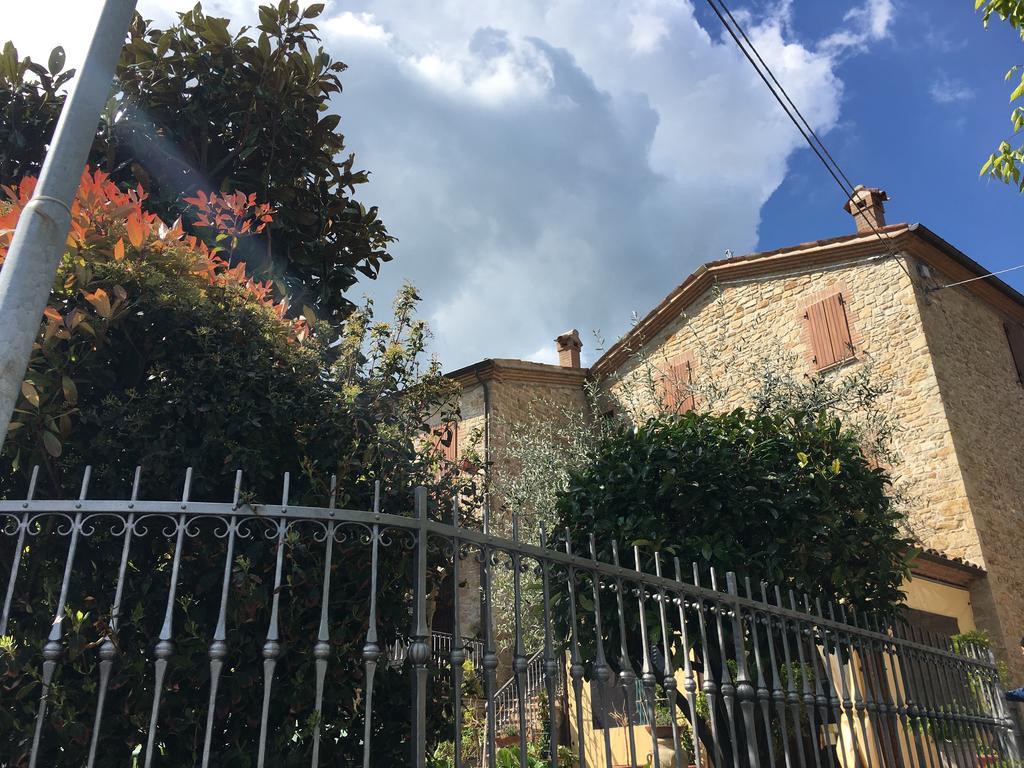 Appartamenti E Camere Il Poggio Di D'Angeli Lidia Auditore Екстер'єр фото